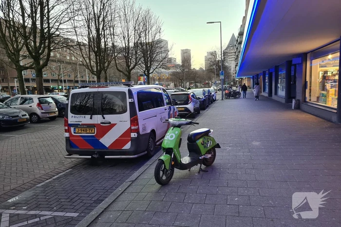 Politie doet onderzoek naar overval op drogisterij
