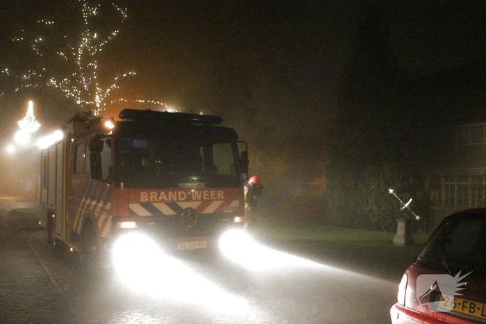 Brandweer doet onderzoek naar vreemde lucht