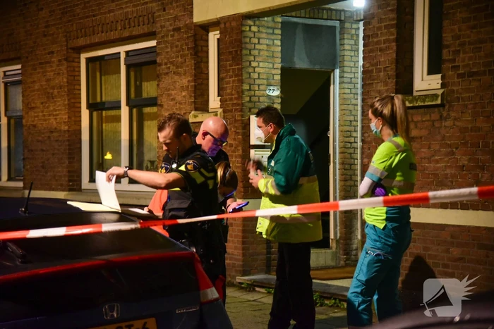 Vrouw overleden na steekpartij in woning