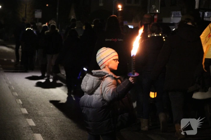 Stille lichtjes tocht door dorp