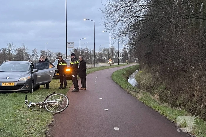 Fietser gaat onderuit op fietspad