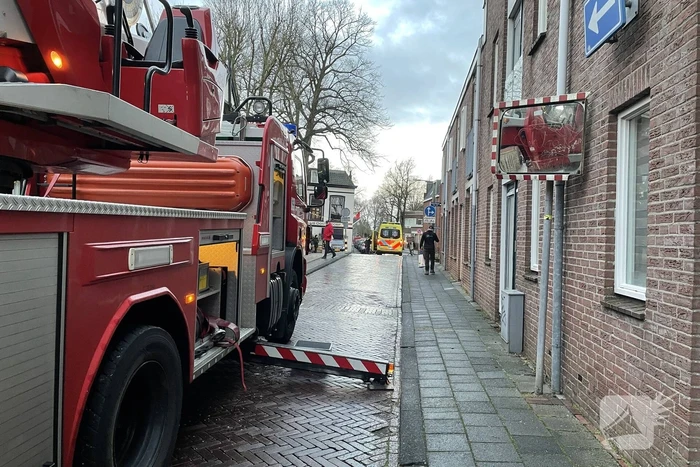 Veel rook bij brand in portiekwoning