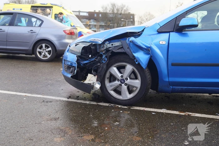 Gewonden door spekgladde parkeerplaats