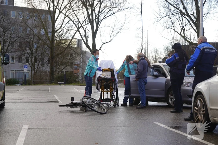 Gewonden door spekgladde parkeerplaats