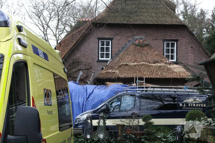 Persoon ernstig gewond na val