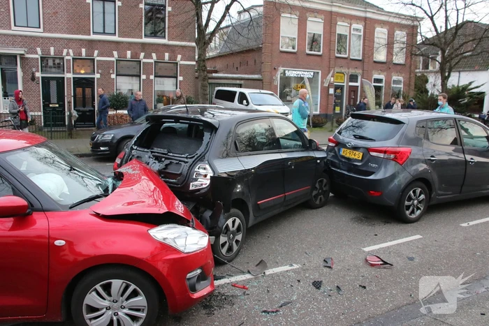 Flinke schade na kettingbotsing