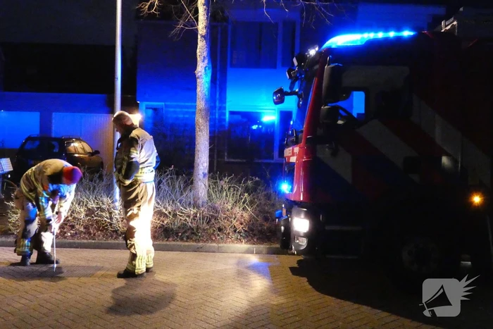 Brandweer controleert riool na gaslucht