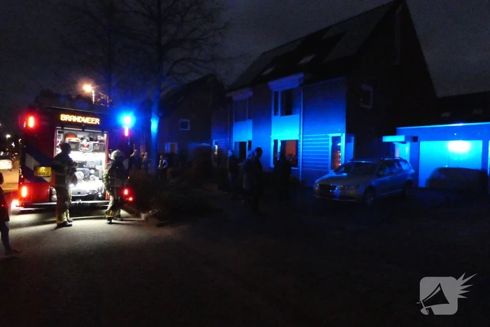 Brandweer controleert riool na gaslucht