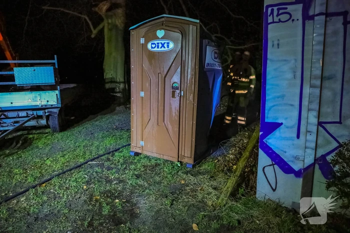 Dixi in brand gestoken