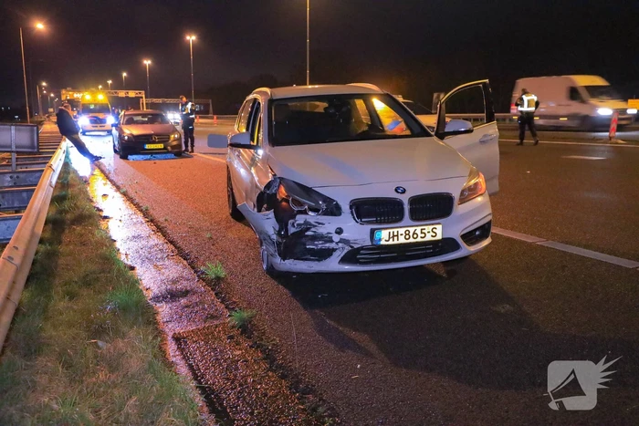 Afrit afgesloten door ongeval tussen meerdere voertuigen