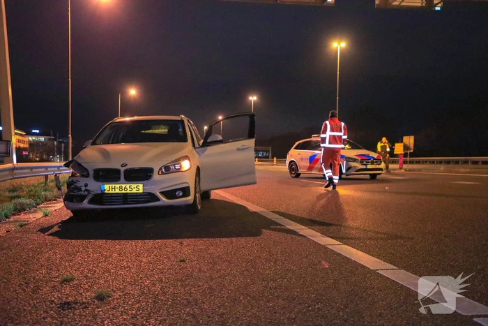 Afrit afgesloten door ongeval tussen meerdere voertuigen