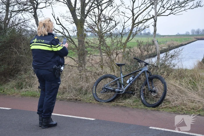 Brandweer houdt zoekactie na aantreffen mountainbike