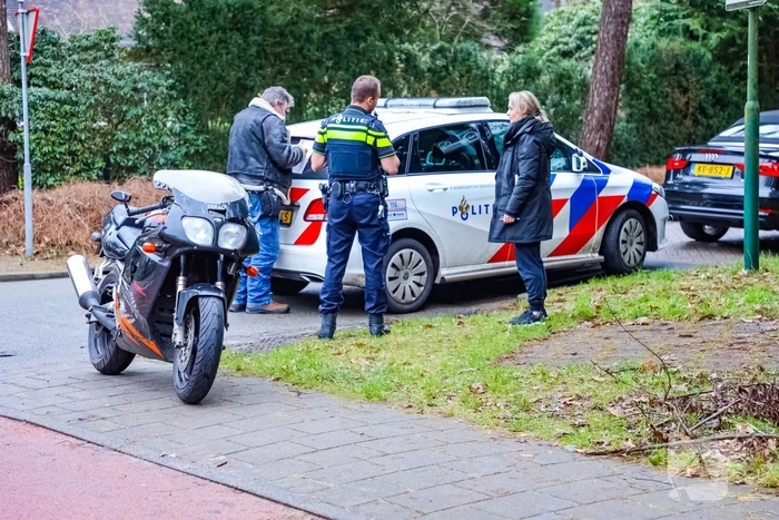 Aanrijding tussen motor en auto