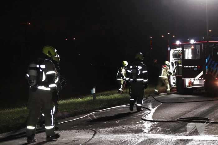 Auto verwoest door brand