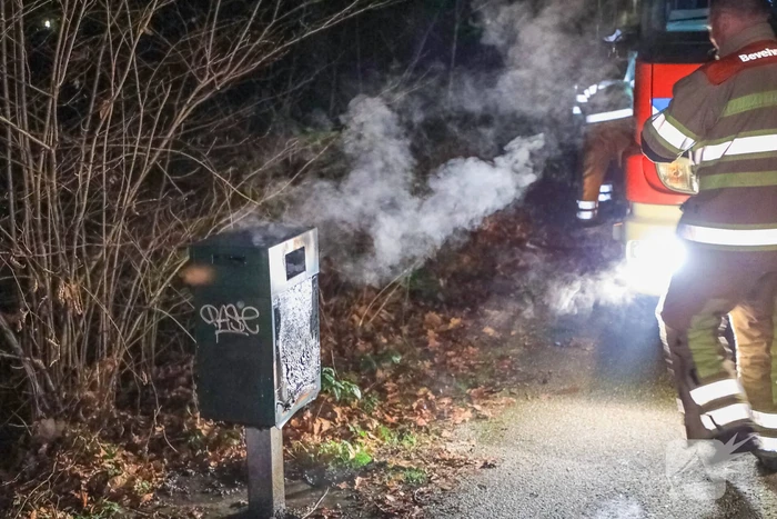 Brand in poepcontainer snel geblust