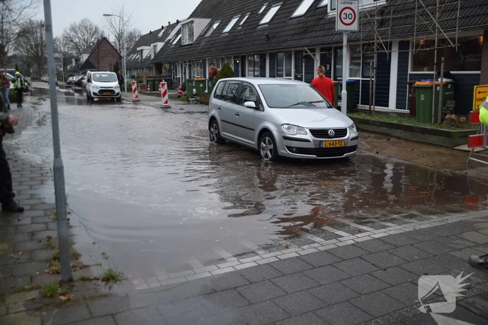 Aanleg glasvezel zorgt voor waterleidingbreuk