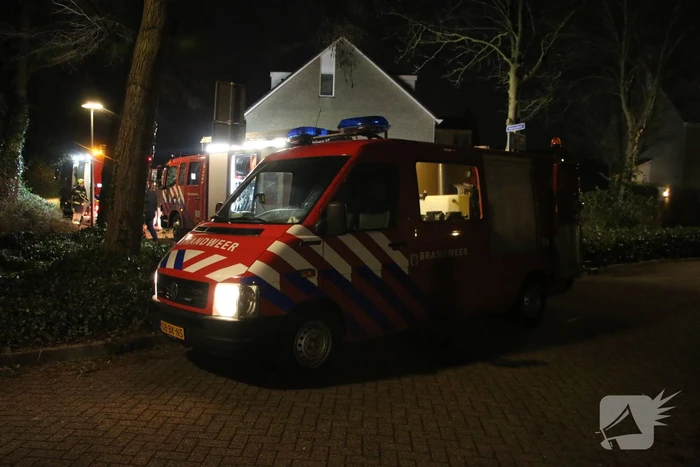 Lastige brand in kruipruimte van woning