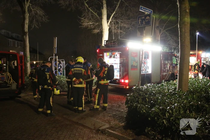Lastige brand in kruipruimte van woning