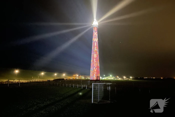 Vuurtoren geprojecteerd als actie tegen sloop