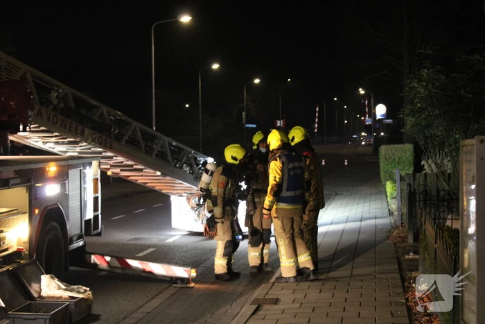 Veel vonken door schoorsteenbrand