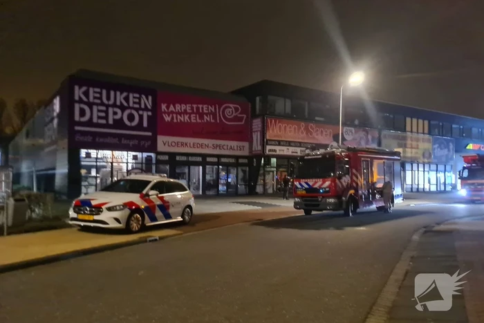 Brand in technische ruimte van bedrijfsverzamelgebouw
