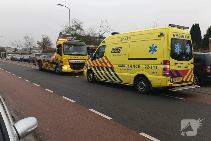 Schade aan meerdere voertuigen door ongeval