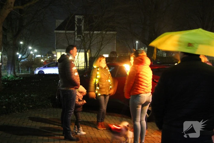 Grote opkomst bij lichtjestocht