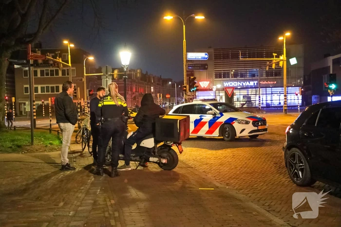 Voetganger gewond bij botsing met scooter