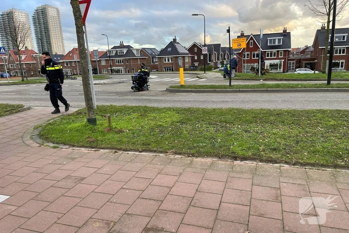 Scootmobieler gewond naar ziekenhuis
