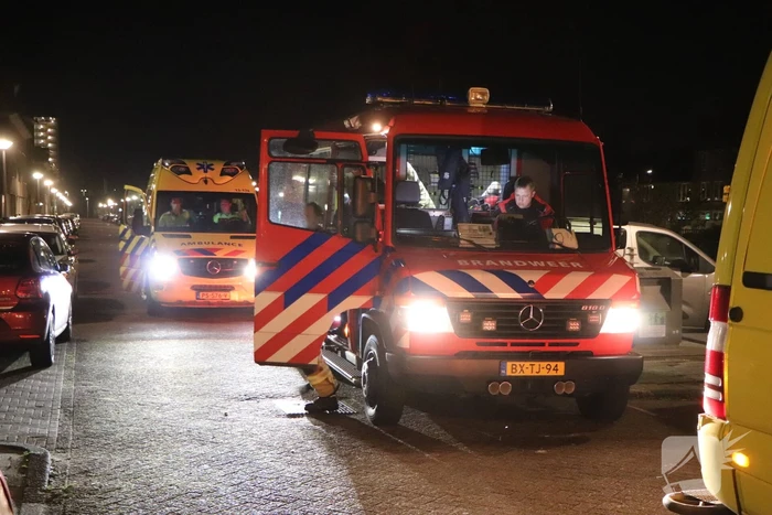 Bestuurder spoorloos na auto te water