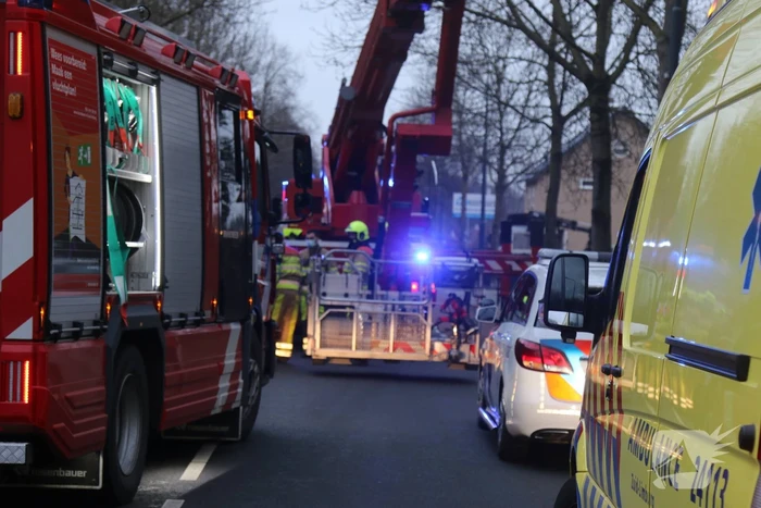 Veel rookontwikkeling bij brand in woning