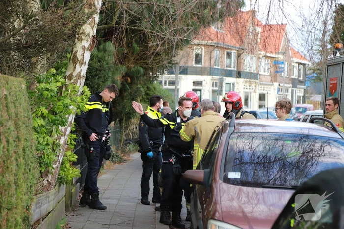 Veel politie ingezet bij vreemde lucht uit woning