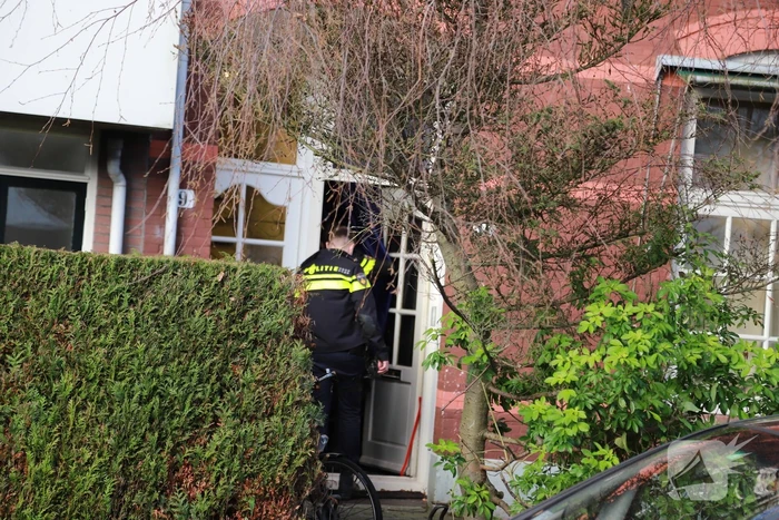 Veel politie ingezet bij vreemde lucht uit woning