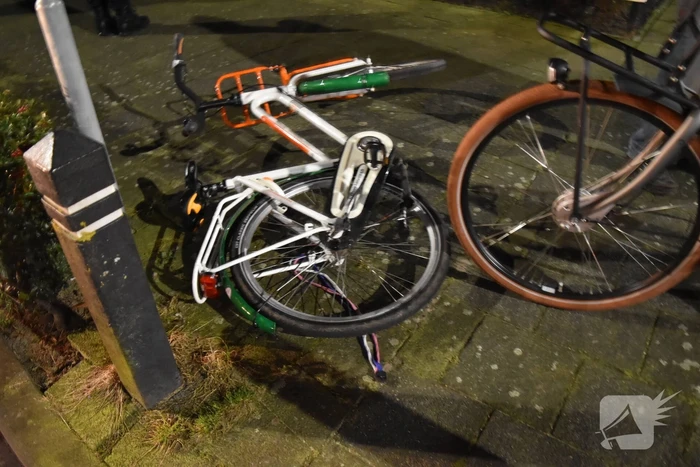 Fietser gewond bij botsing met auto