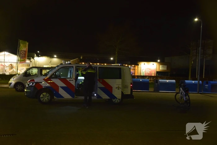Politie doet onderzoek naar overval op supermarkt