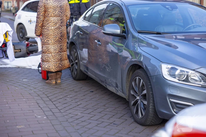 Scooterrijder gewond bij botsing met auto