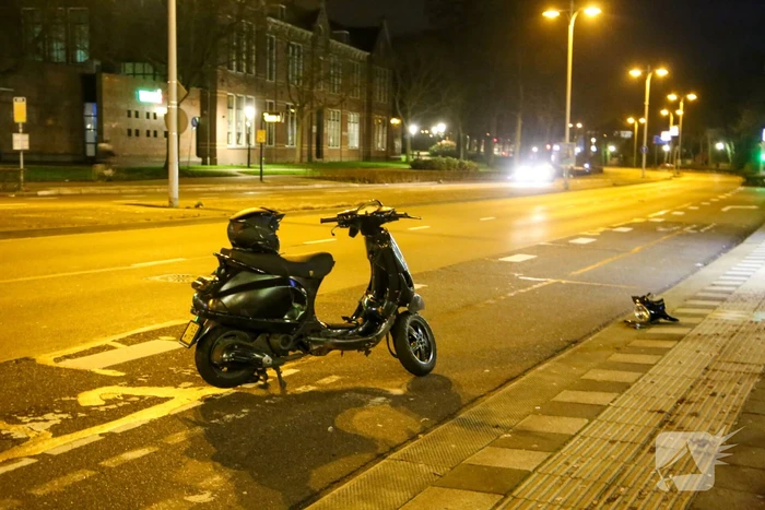 Automobilist vlucht na aanrijding met scooter