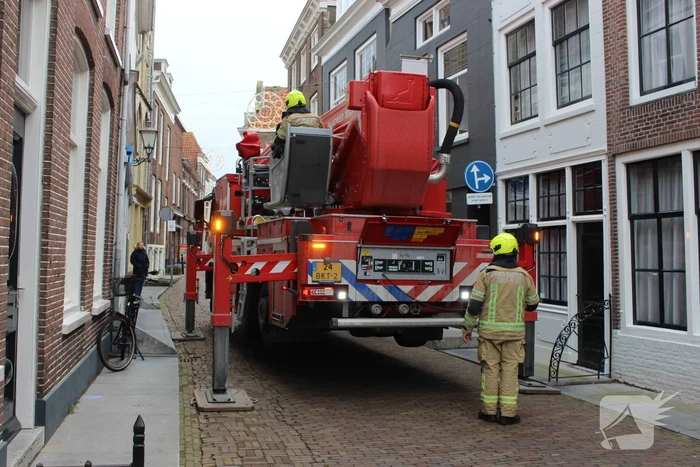 Spandoek losgewaaid door harde wind