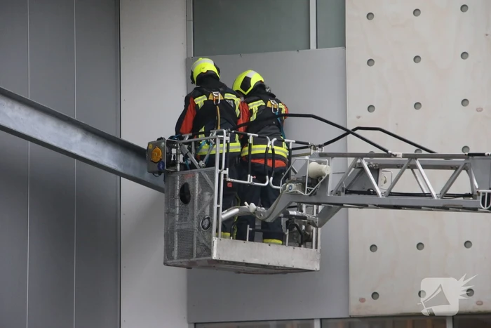 Gevelplaten Gamma losgewaaid door harde wind