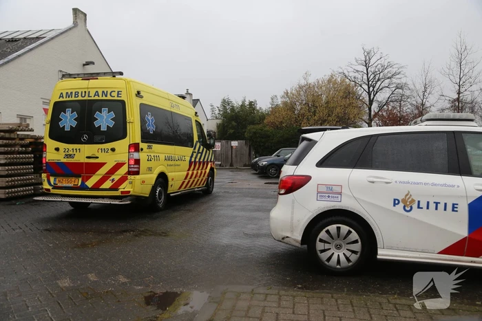 Schade na botsing tussen scooter en fietser