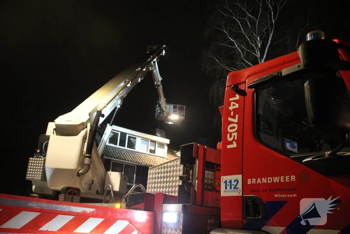 Brand in schoorsteen van woning