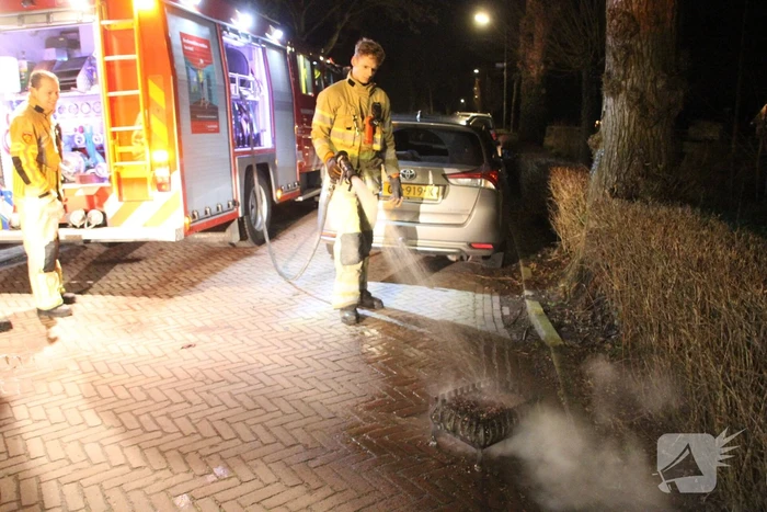 Brand in schoorsteen van woning
