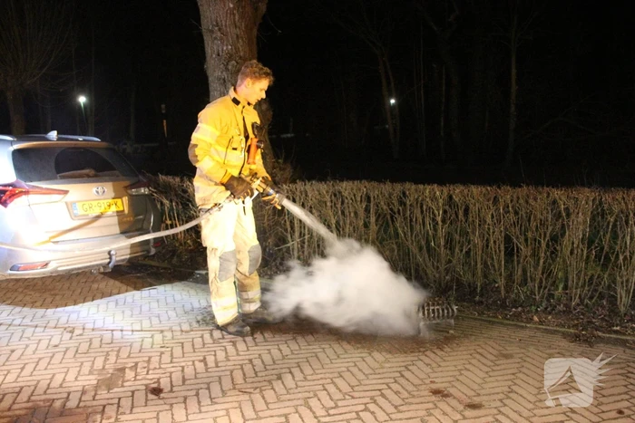 Brand in schoorsteen van woning
