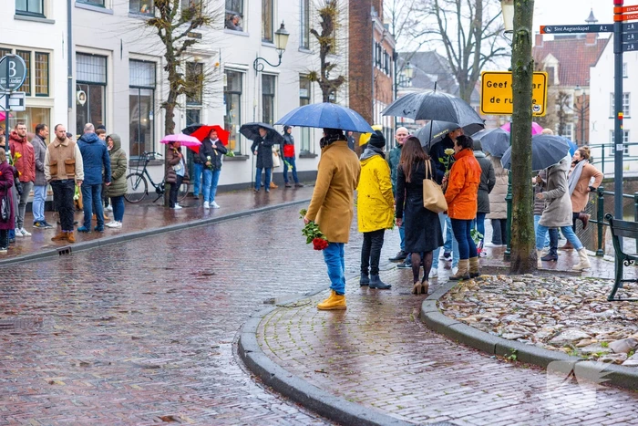 Massale opkomst bij afscheid horecaman Jorit Bons (30)