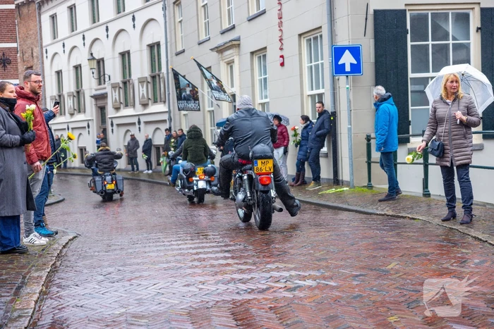 Massale opkomst bij afscheid horecaman Jorit Bons (30)