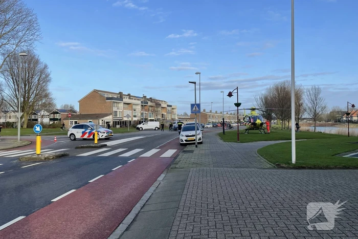 Motorrijder ernstig gewond bij botsing met bestelbus