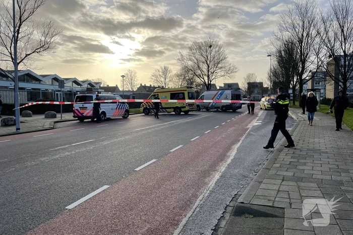 Motorrijder ernstig gewond bij botsing met bestelbus