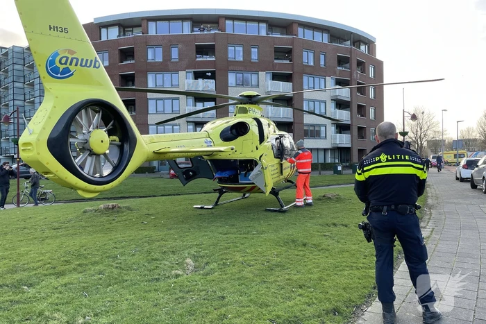 Motorrijder ernstig gewond bij botsing met bestelbus