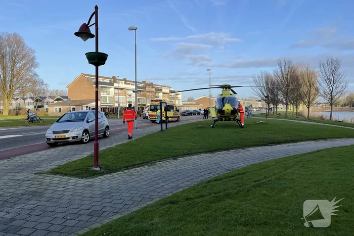 Motorrijder ernstig gewond bij botsing met bestelbus