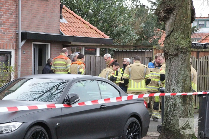 Politie doet onderzoek in woning